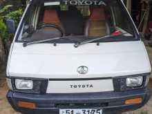 Toyota TownAce 1985 Van