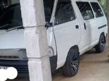 Toyota Twonace 1995 Van