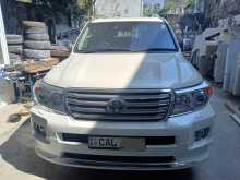 Toyota URJ202W Land Cruiser 2015 SUV