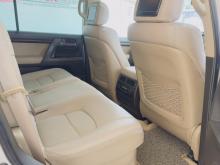 https://riyasewana.com/uploads/toyota-v8-17053717646.jpg