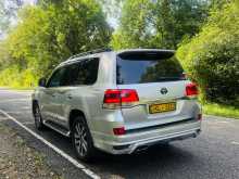 https://riyasewana.com/uploads/toyota-v8-2008-17050512814.jpg