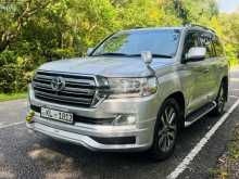 Toyota V8 2008 SUV