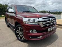 Toyota LAND CRUISER V8 2013 SUV