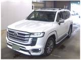 Toyota V8 300 2024 SUV