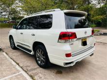 https://riyasewana.com/uploads/toyota-v8-301212346745.jpg