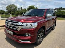 Toyota V8 2013 SUV