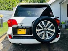 https://riyasewana.com/uploads/toyota-v8-69484424983.jpg