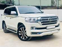 Toyota Land Cruiser Prado V8 2015 SUV