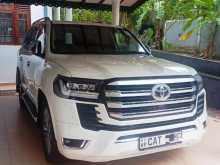 Toyota V8 Fx 202 2015 SUV