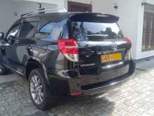 https://riyasewana.com/uploads/toyota-vanguard-11124807412.jpg