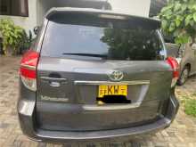 https://riyasewana.com/uploads/toyota-vanguard-2013-815081512092.jpg