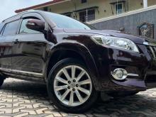 Toyota Vanguard 2010 SUV