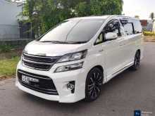 Toyota Vellfire 2012 Van