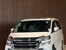 Toyota Vellfire 2013 Van