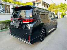 https://riyasewana.com/uploads/toyota-vellfire-executive-31139544902.jpg