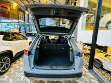 https://riyasewana.com/uploads/toyota-vezel-rv5-292431415.jpg