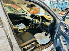 https://riyasewana.com/uploads/toyota-vezel-rv5-292431502.jpg