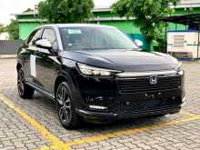https://riyasewana.com/uploads/toyota-vezel-z-29051354103.jpg