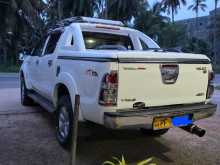 https://riyasewana.com/uploads/toyota-vigo-2006-222514212093.jpg