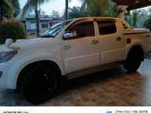 https://riyasewana.com/uploads/toyota-vigo-hilx-2012-279223412614.jpg