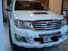 https://riyasewana.com/uploads/toyota-vigo-hilx-2012-279223412792.jpg
