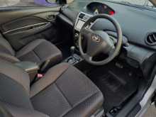 https://riyasewana.com/uploads/toyota-vios-2011-2007-1213243012813.jpg