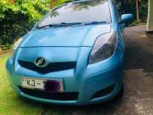 Toyota VITZ 2007 Car