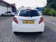 https://riyasewana.com/uploads/toyota-vits-1285440834.jpg