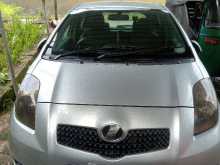 Toyota Vitz 2005 Car