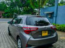 https://riyasewana.com/uploads/toyota-vits-1700055123.jpg