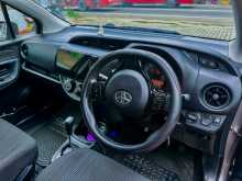 https://riyasewana.com/uploads/toyota-vits-1700055685.jpg