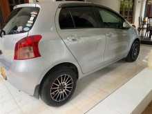 https://riyasewana.com/uploads/toyota-vits-2007-1017454512543.jpg