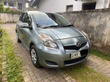 https://riyasewana.com/uploads/toyota-vits-2009-2015072012412.jpg