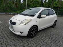 https://riyasewana.com/uploads/toyota-vits-20100725102.jpg