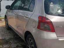 https://riyasewana.com/uploads/toyota-vits-201432364363.jpg