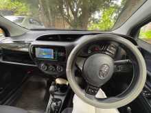 https://riyasewana.com/uploads/toyota-vits-low-2018-267280612484.jpg