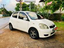 Toyota Vitz SCP10 2002 Car