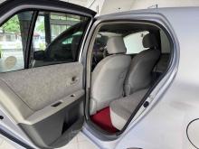 https://riyasewana.com/uploads/toyota-vitz--260404424211.jpg
