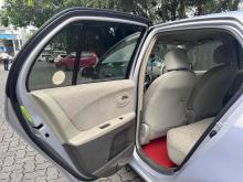 https://riyasewana.com/uploads/toyota-vitz--288592324871.jpg