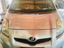 Toyota Vitz U Grade 2009 Car