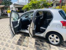https://riyasewana.com/uploads/toyota-vitz-108230417375.jpg
