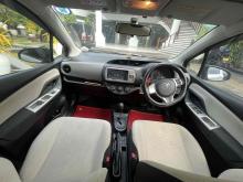 https://riyasewana.com/uploads/toyota-vitz-1111183824913.jpg