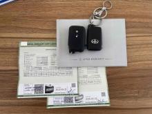 https://riyasewana.com/uploads/toyota-vitz-1111505724912.jpg