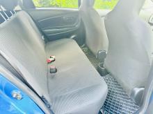 https://riyasewana.com/uploads/toyota-vitz-1115405717226.jpg