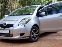 Toyota VITZ 2007 Car