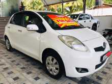 https://riyasewana.com/uploads/toyota-vitz-1143331863.jpg