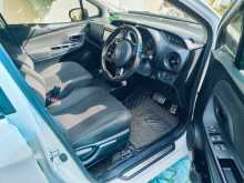 https://riyasewana.com/uploads/toyota-vitz-121237534803.jpg
