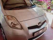 Toyota VITZ 2008 Car