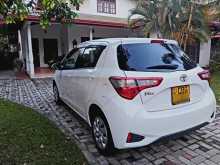 https://riyasewana.com/uploads/toyota-vitz-12214230233.jpg