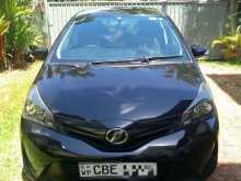 Toyota Vitz 2016 Car